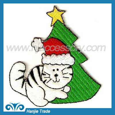 Garment embroidery patch christmas tree design