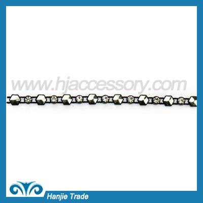 Crystal rhinestone banding with plastic base