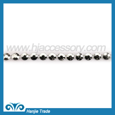 Crystal rhinestone banding with plastic base