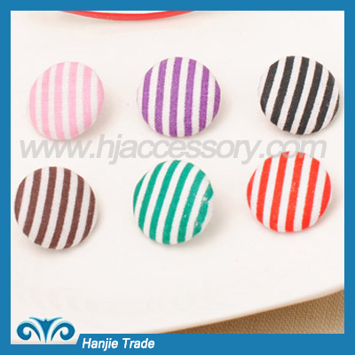 Fashion stripe style fabric covered button
