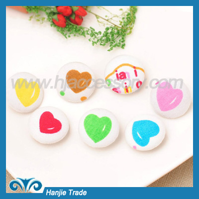 Fashion style fabric covered button