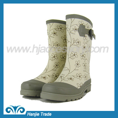 Womens Flower Detailed  Rubber Rain Boots