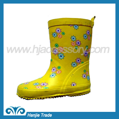 Womens Flowers Detailed Rubber Rain Boots