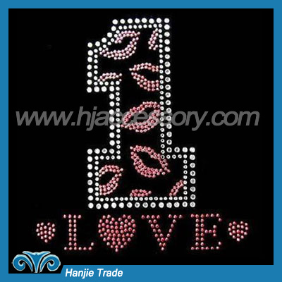 Hot-fix Rhinestone Transfers With Sexy Lips Design