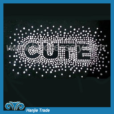 Fashion Garment Hot Fix Rhinestone Motif with Letter Cute Design