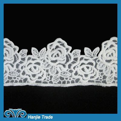 Stylish Ivory Floral Lace Trimming for Garment Accessories