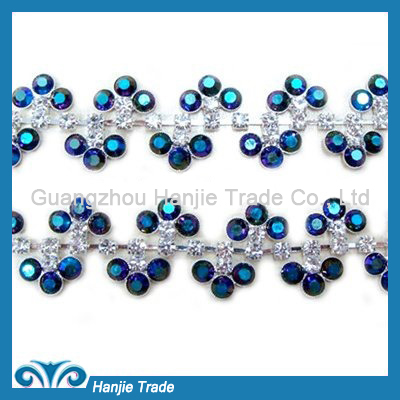 Decorative Flower Design Rhinestone Chain in Hot Sale