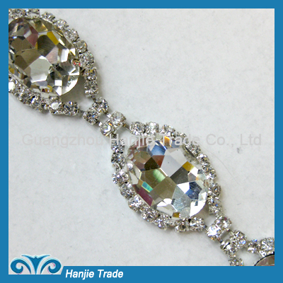 Oval Shape Rhinestone Trimming in Wholesale for Garment