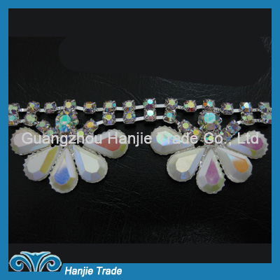 Wholesale Decorative Diamond Trimming in Hot Sale