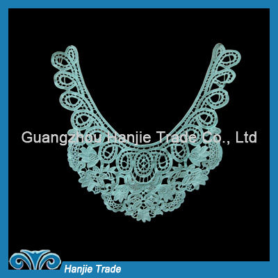 Wholesale Venise Applique Motif Curl Floral Necklace