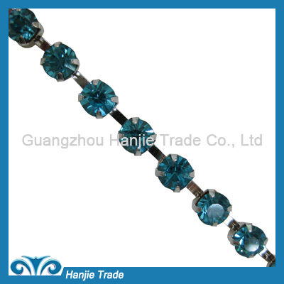 SS28 Silver Plating Aquamarine Color Crystal Cup Chain