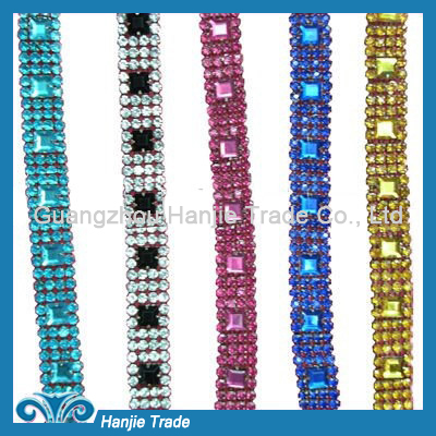 Hot Sale Acrylic Rhinestone Trimming in Wholesale