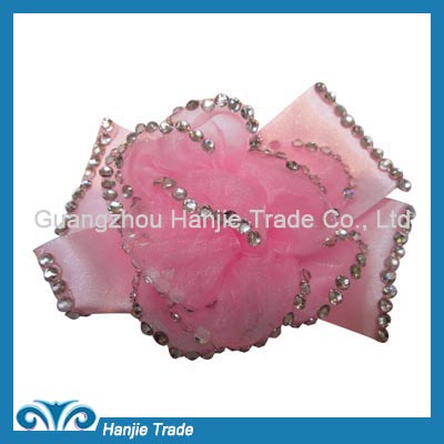 Decorative pink flower shoe clip for casual occation