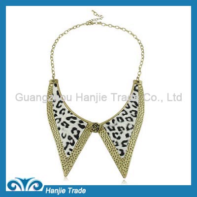 Hot Sale Fashion Lady Party Banquet False Collar Necklace in Wholesale