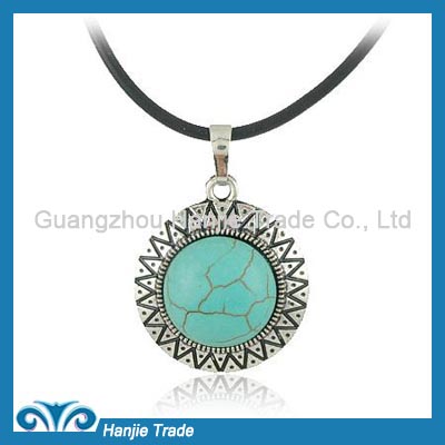 Hot Sale Fashion Round Turquoise Pendant Necklace in Wholesale