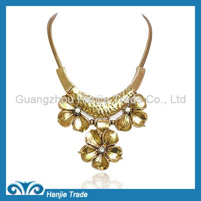 Hot Sale Fashion Retro Vintage Golden Flower Choker Necklace in Wholesale