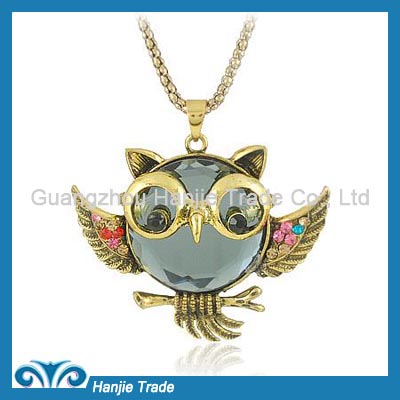 Hot Sale Fashion Statement Crystal Owl Pendant Necklace in Wholesale