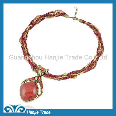 Hot Sale Fashion Statement Multicolor Gemstone Necklace in Wholesale