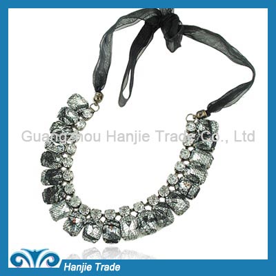 Hot Sale Funky Statement Crystal Choker Necklace in Wholesale