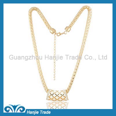 Hot Sale Fashion 18K Gold-plating Necklace in Wholesale