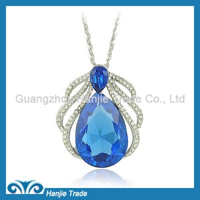 Hot Sale Fashion Elegant Crystal Water Drop Pendant Necklace in Wholesale