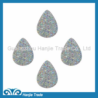 Fashion heart shapes flat back resin rhinestone garment accessories